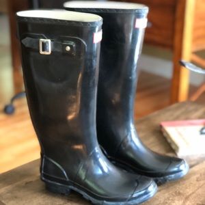 HUNTER Black Huntress Gloss Rubber RainBoot
